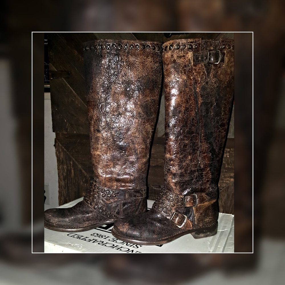 Jenna Leather Studded tall Frye Boots. MINT